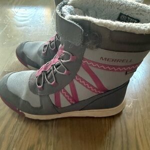 Merrell Charcoal and Magenta Snow Boots